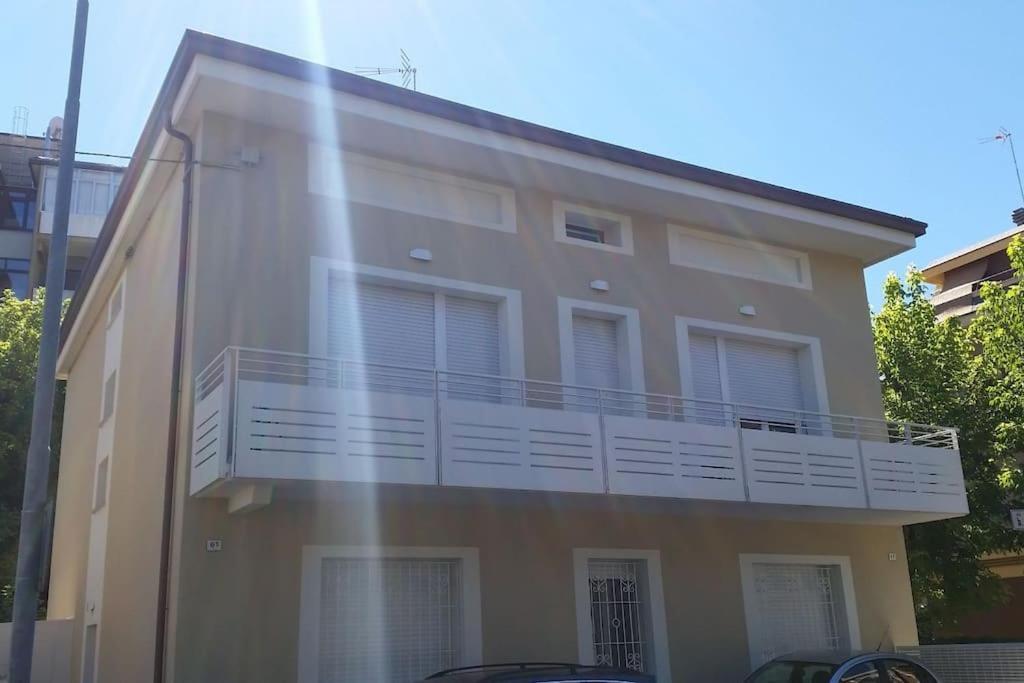Appartamento In Villetta A 2 Passi Dal Mare E Dal Centro Pesaro Exterior foto